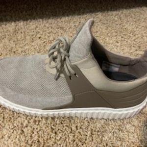 Men's size 10.5 Creative Recreation Khaki shoes